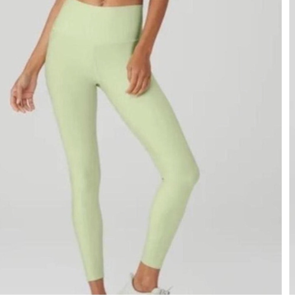 ALO Iced Green Tea Airlift 7/8 Leggings